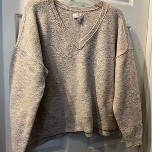 Lucky Brand women’s Light Tan V-Neck Sweater